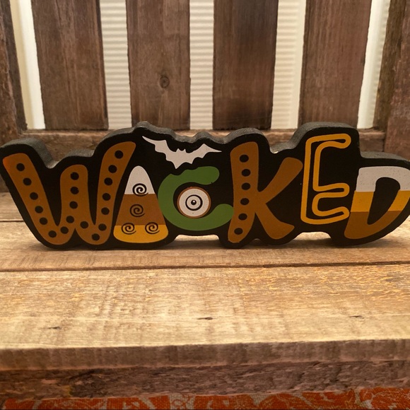 Halloween Witch Kitchen Towels, Witch Tier Tray Decor & Witch Wall Decor Signs - Picture 12 of 16